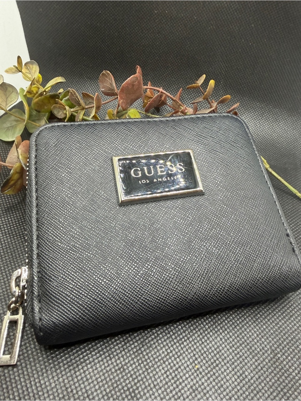 GUESS Los Angeles Black Saffiano Zip Around Wallet Wristlet Card Holder
